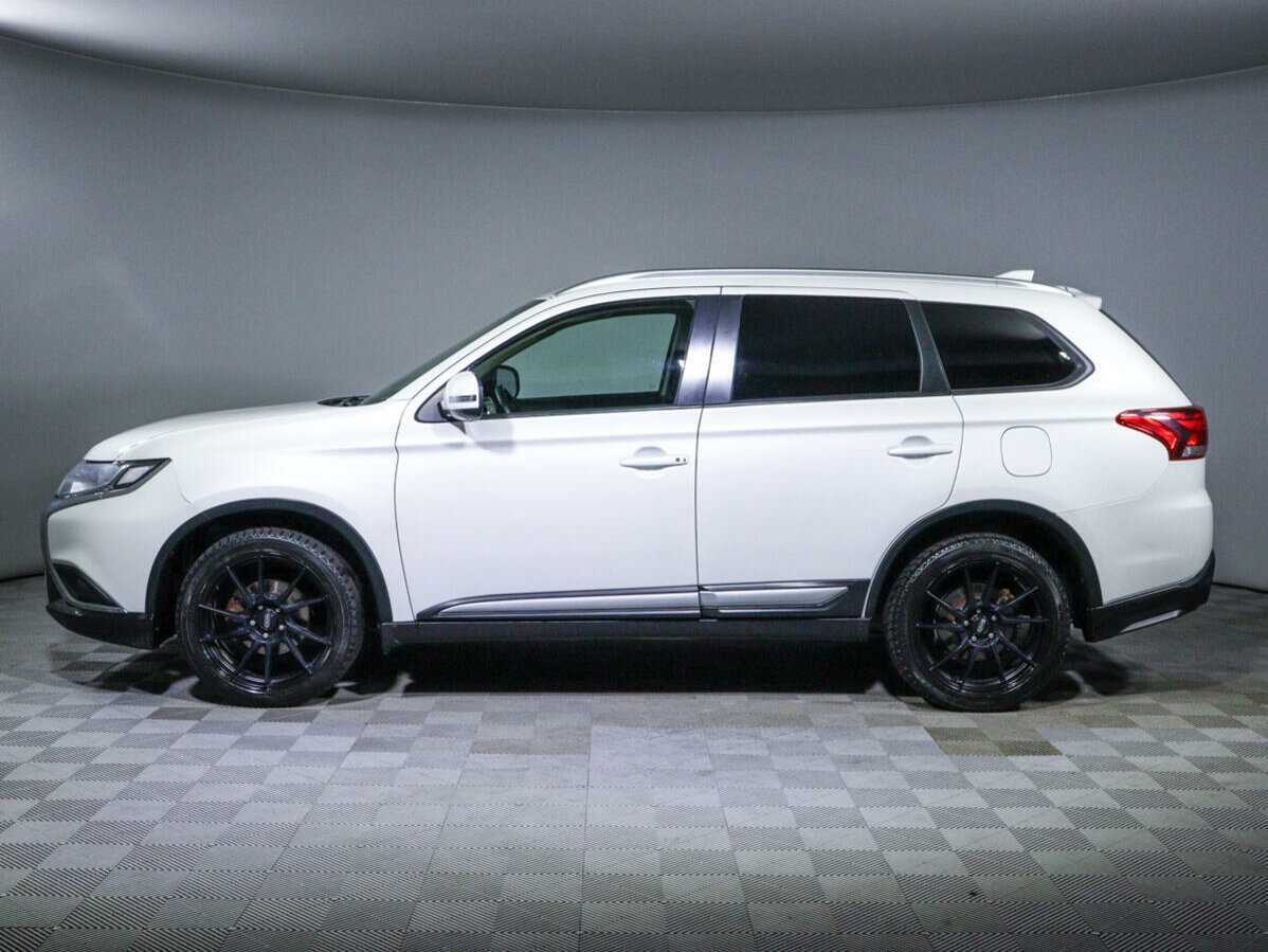 Mitsubishi Outlander с пробегом — 2019 год. Фото: #7
