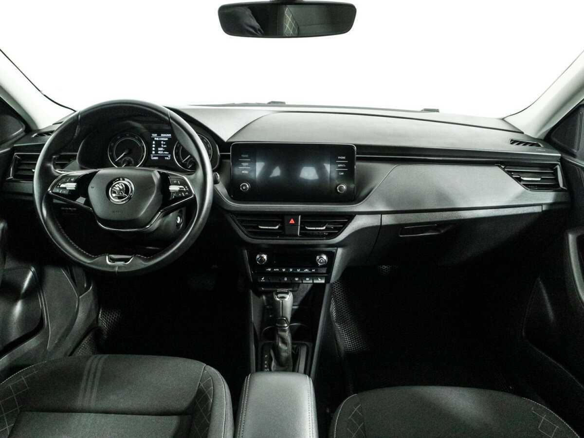 Skoda Rapid с пробегом — 2021 год. Фото: #12