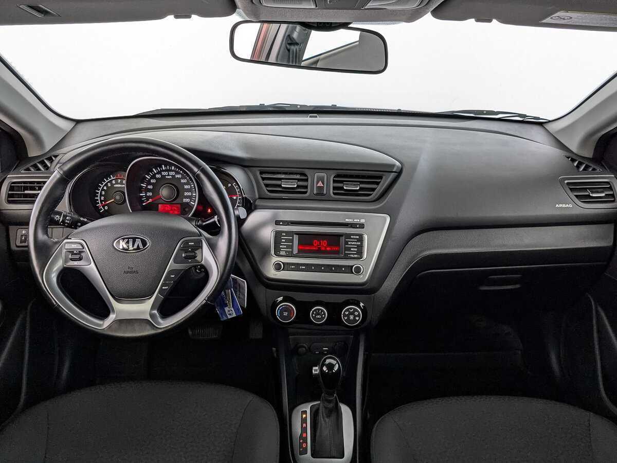 Kia Rio с пробегом — 2016 год. Фото: #9