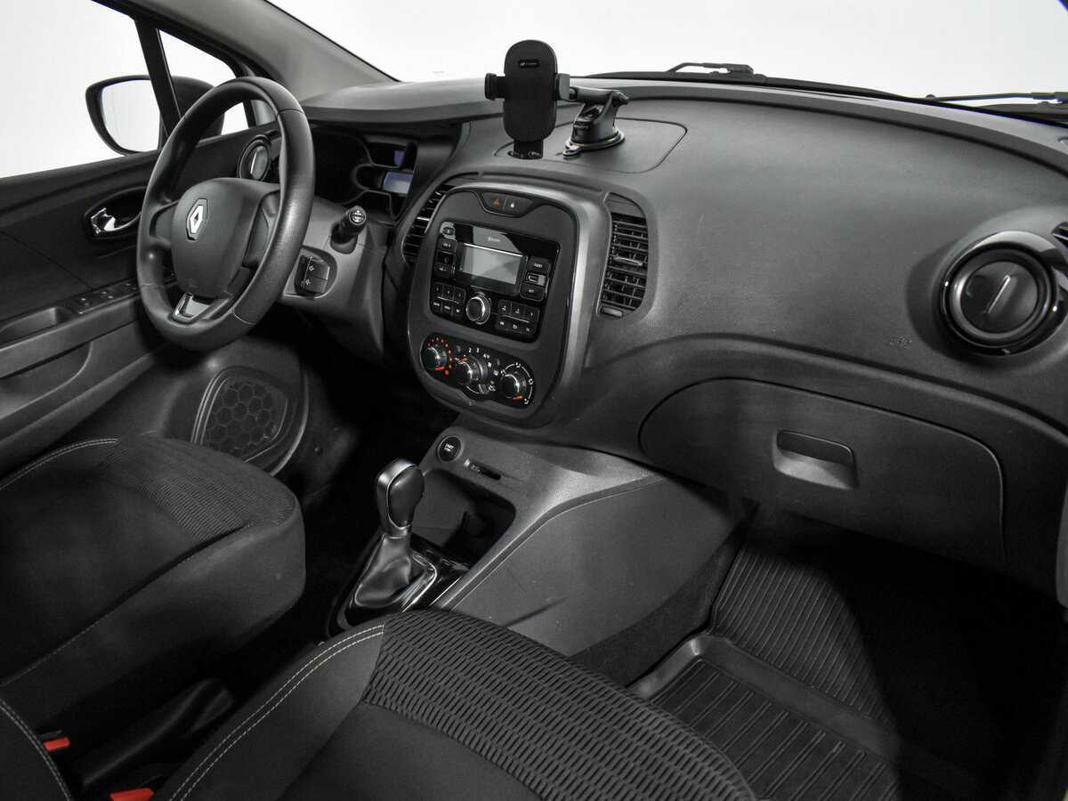 Renault Kaptur с пробегом — 2018 год. Фото: #12