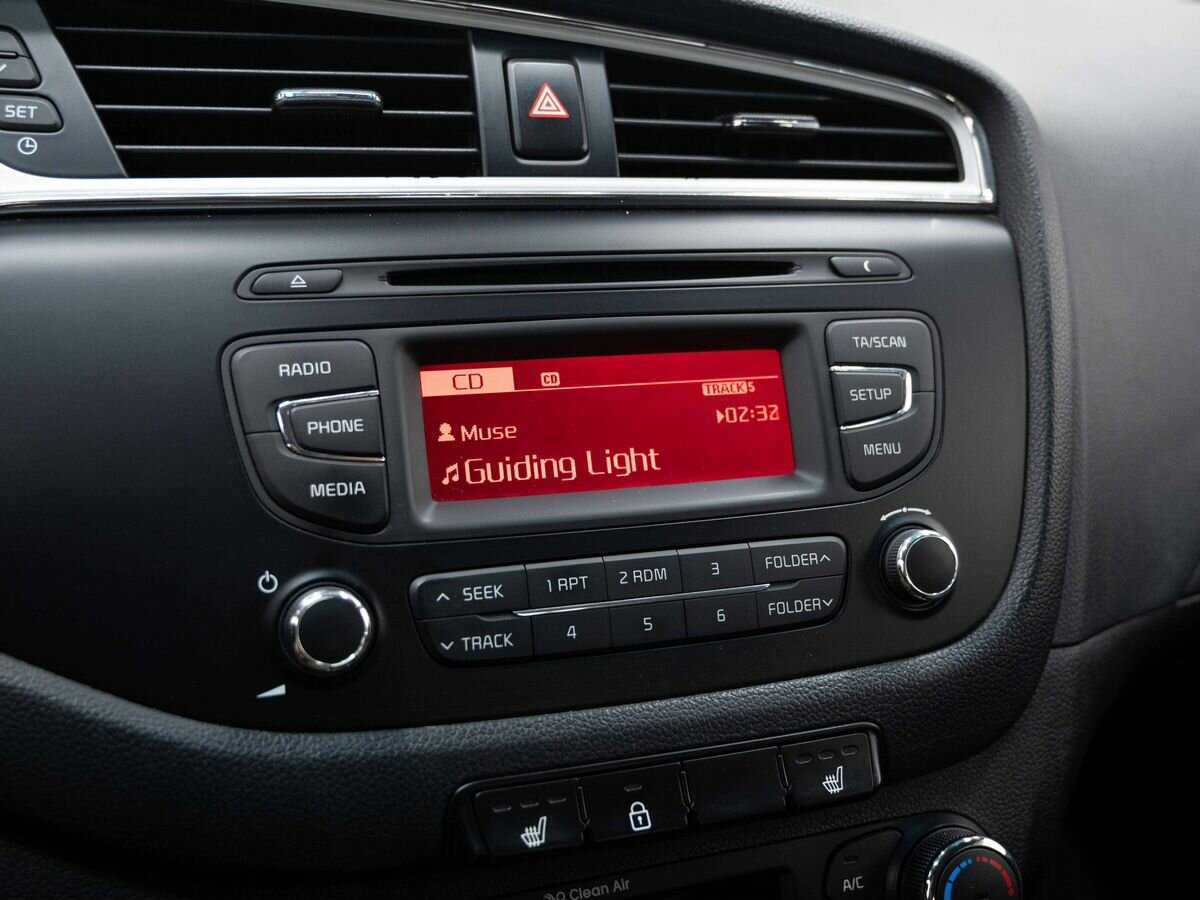 Kia Ceed с пробегом — 2017 год. Фото: #19