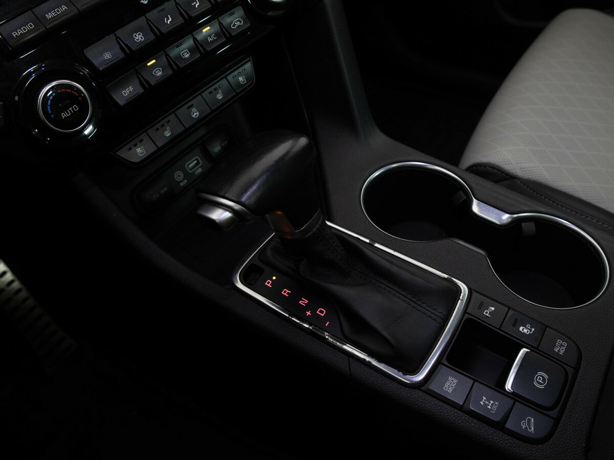 Kia Sportage с пробегом — 2016 год. Фото: #7