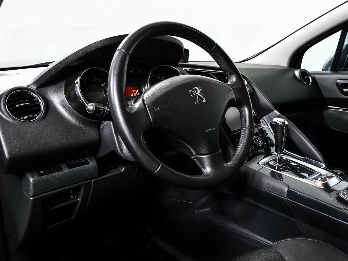 Peugeot 3008 с пробегом — 2016 год. Фото: #11
