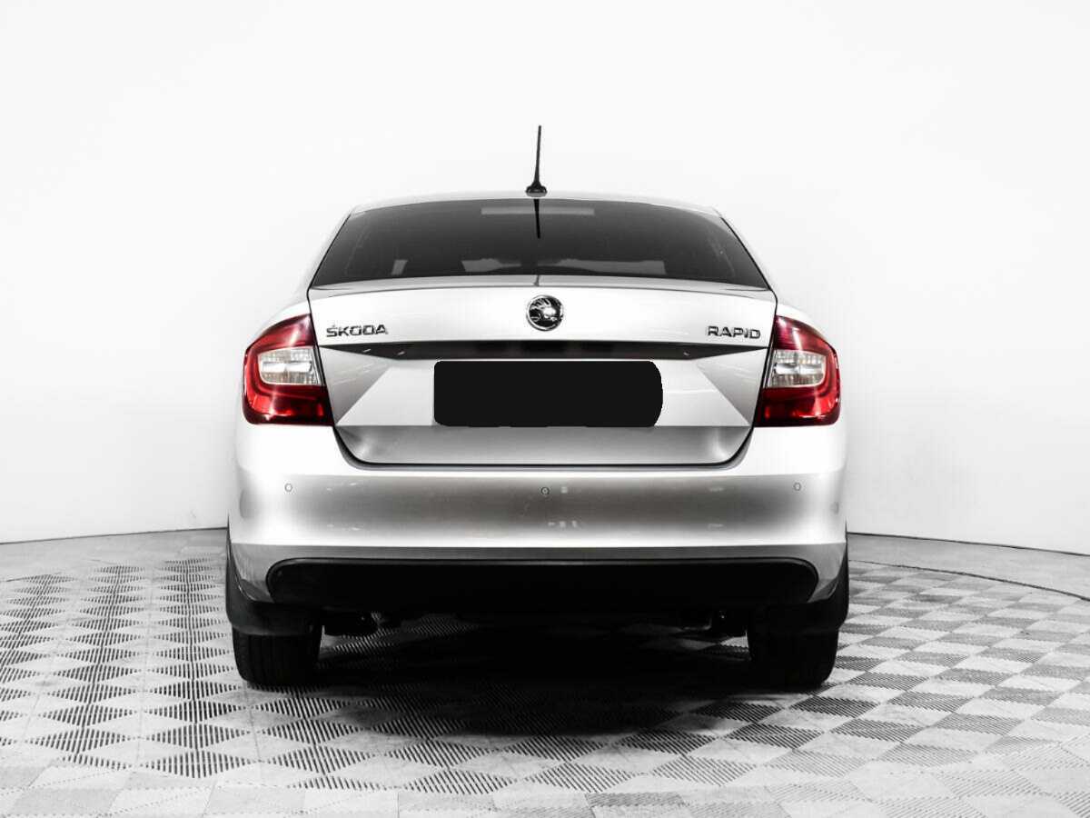 Skoda Rapid с пробегом — 2019 год. Фото: #5
