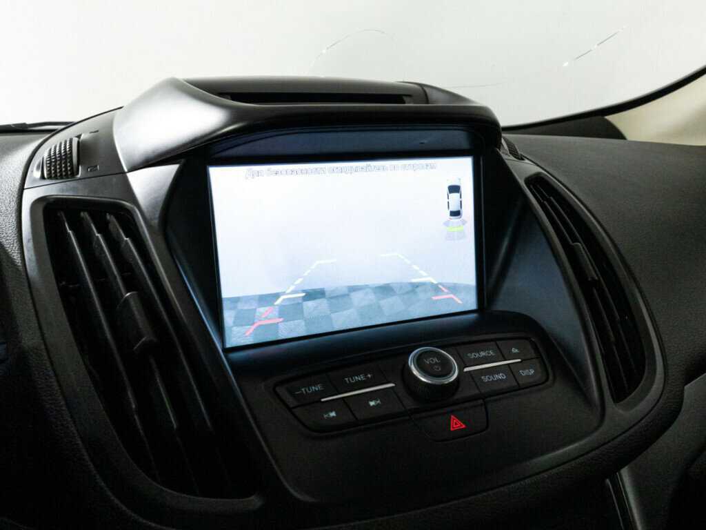 Ford Kuga с пробегом — 2017 год. Фото: #15