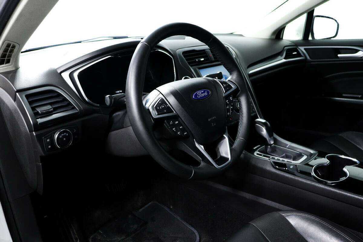 Ford Mondeo с пробегом — 2016 год. Фото: #12
