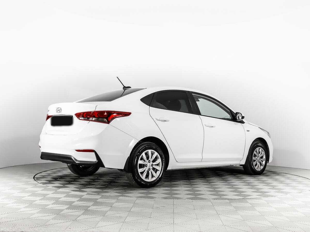 Hyundai Solaris с пробегом — 2018 год. Фото: #4