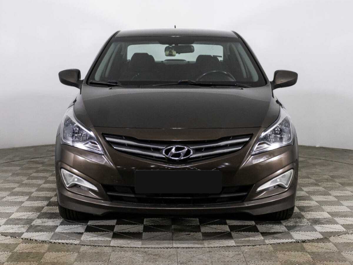 Hyundai Solaris с пробегом — 2016 год. Фото: #1