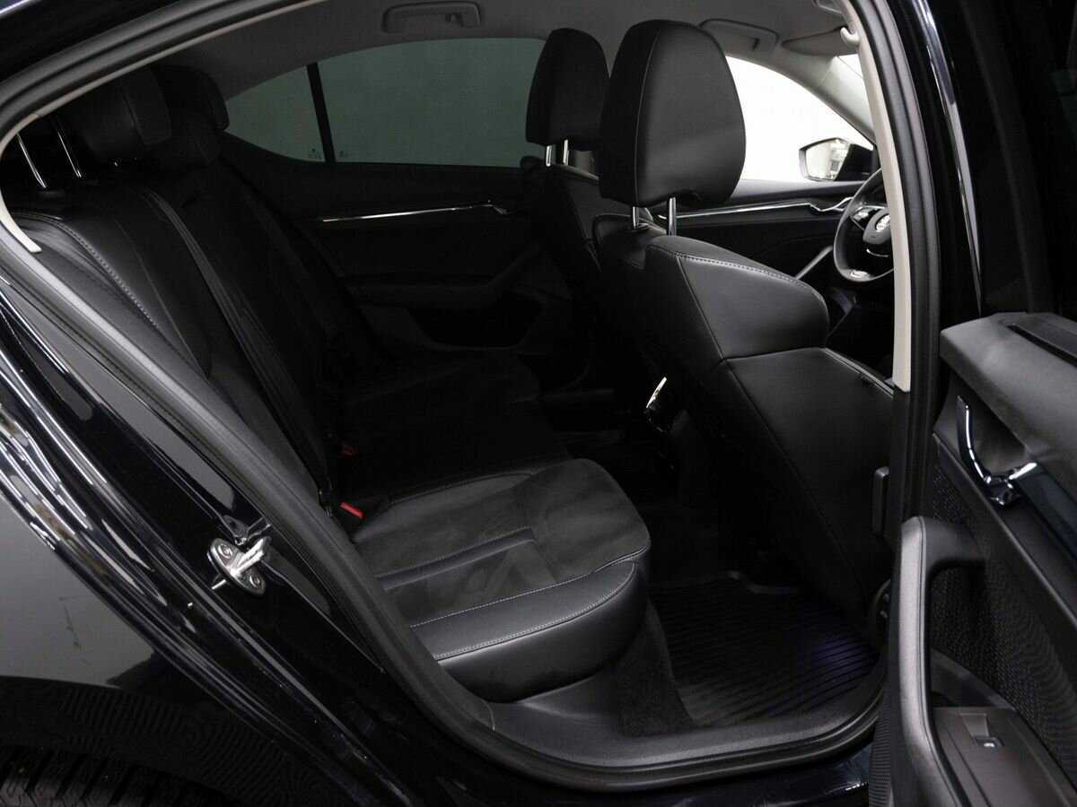 Skoda Octavia с пробегом — 2020 год. Фото: #9