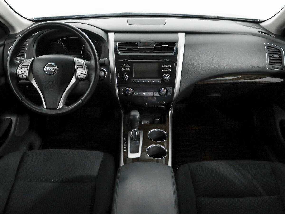 Nissan Teana с пробегом — 2014 год. Фото: #13