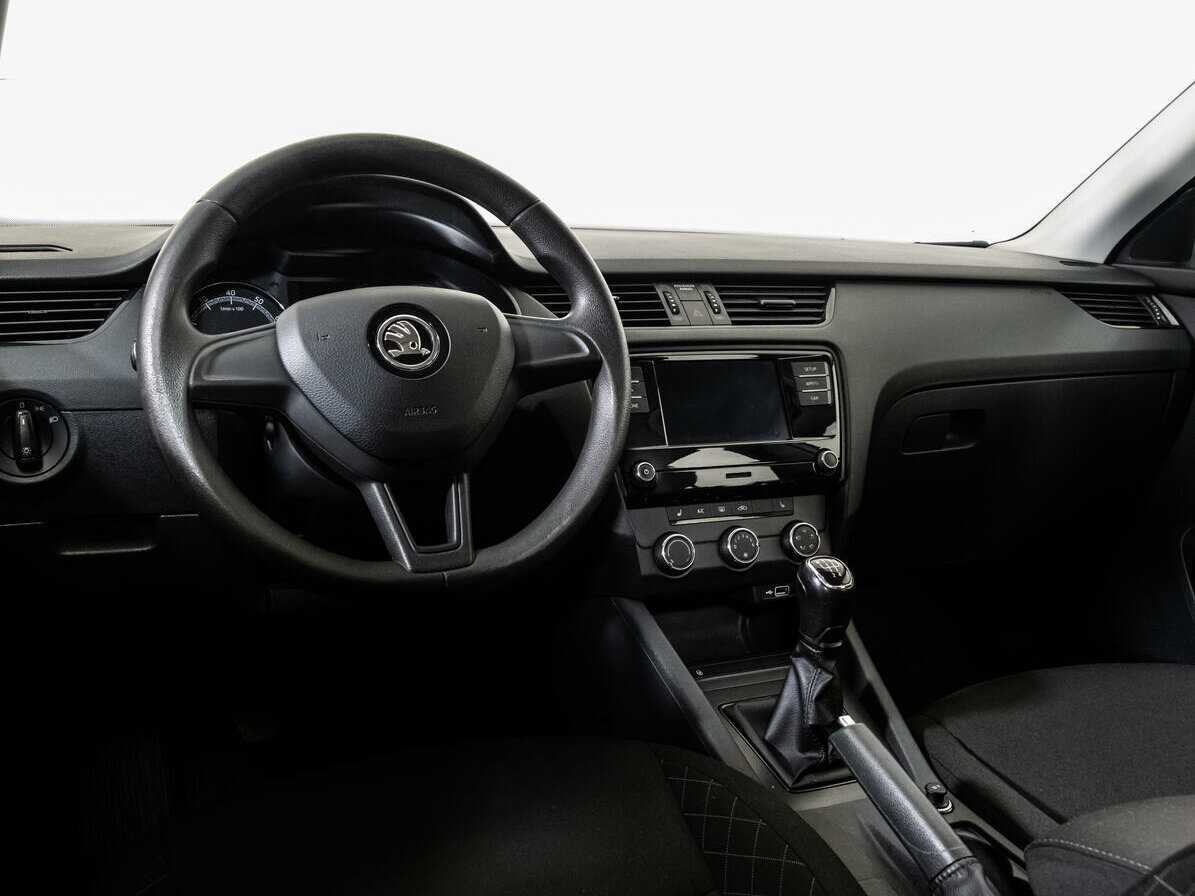 Skoda Octavia с пробегом — 2019 год. Фото: #10
