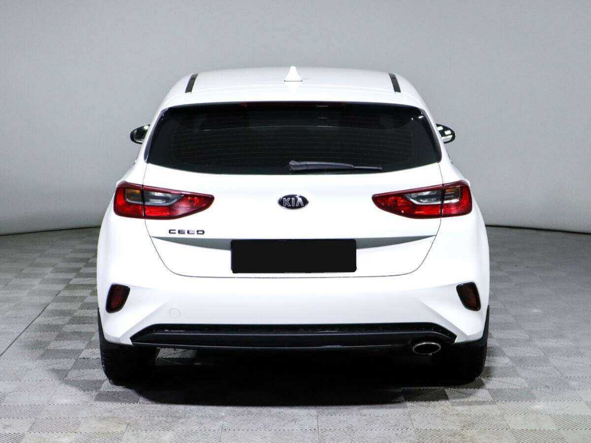 Kia Ceed с пробегом — 2018 год. Фото: #4