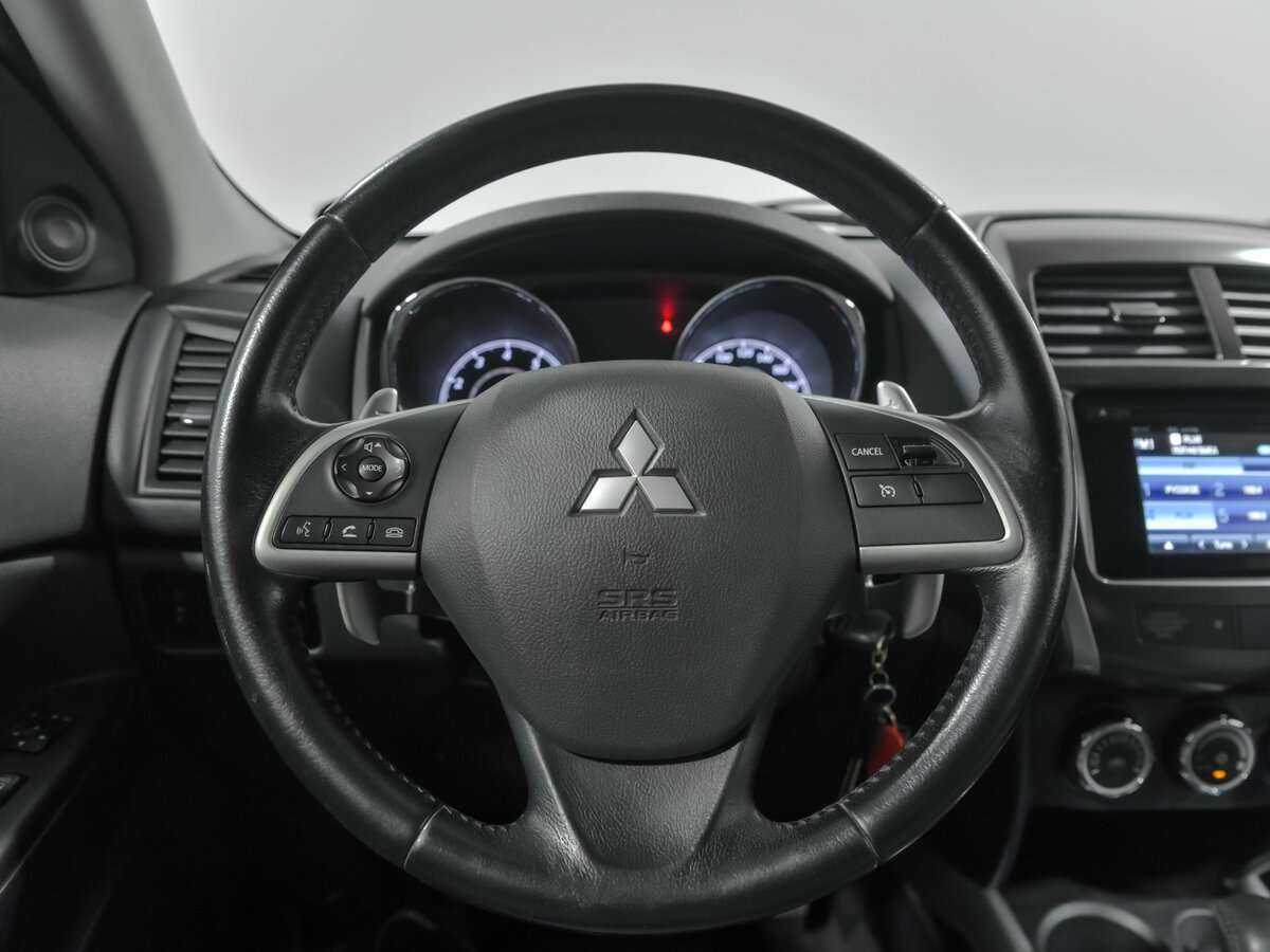 Mitsubishi ASX с пробегом — 2013 год. Фото: #8