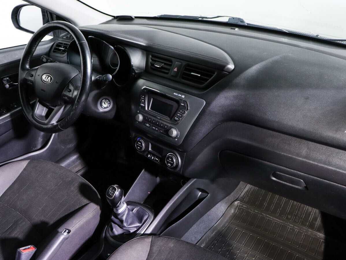 Kia Rio с пробегом — 2014 год. Фото: #6
