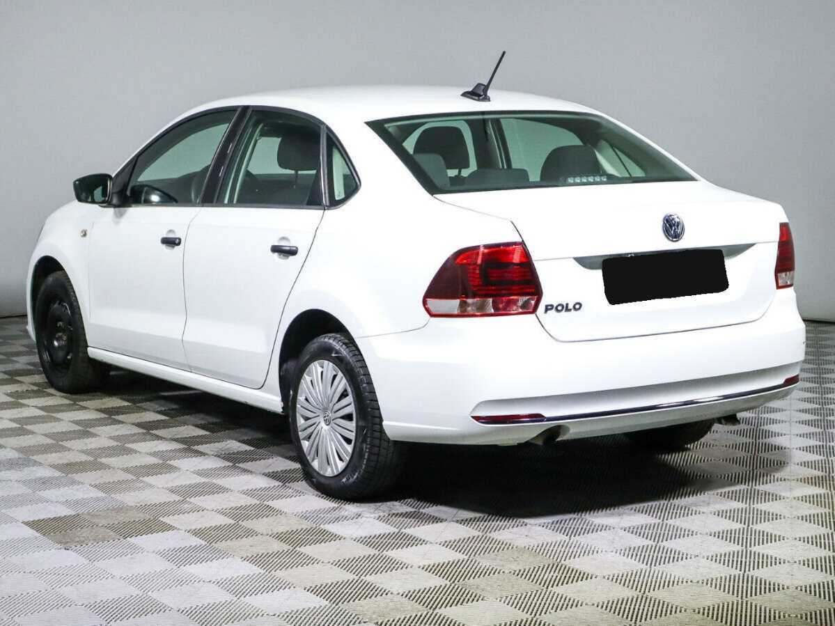 Volkswagen Polo с пробегом — 2020 год. Фото: #5