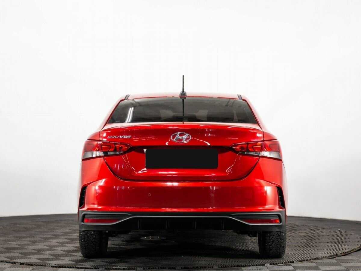 Hyundai Solaris с пробегом — 2021 год. Фото: #3