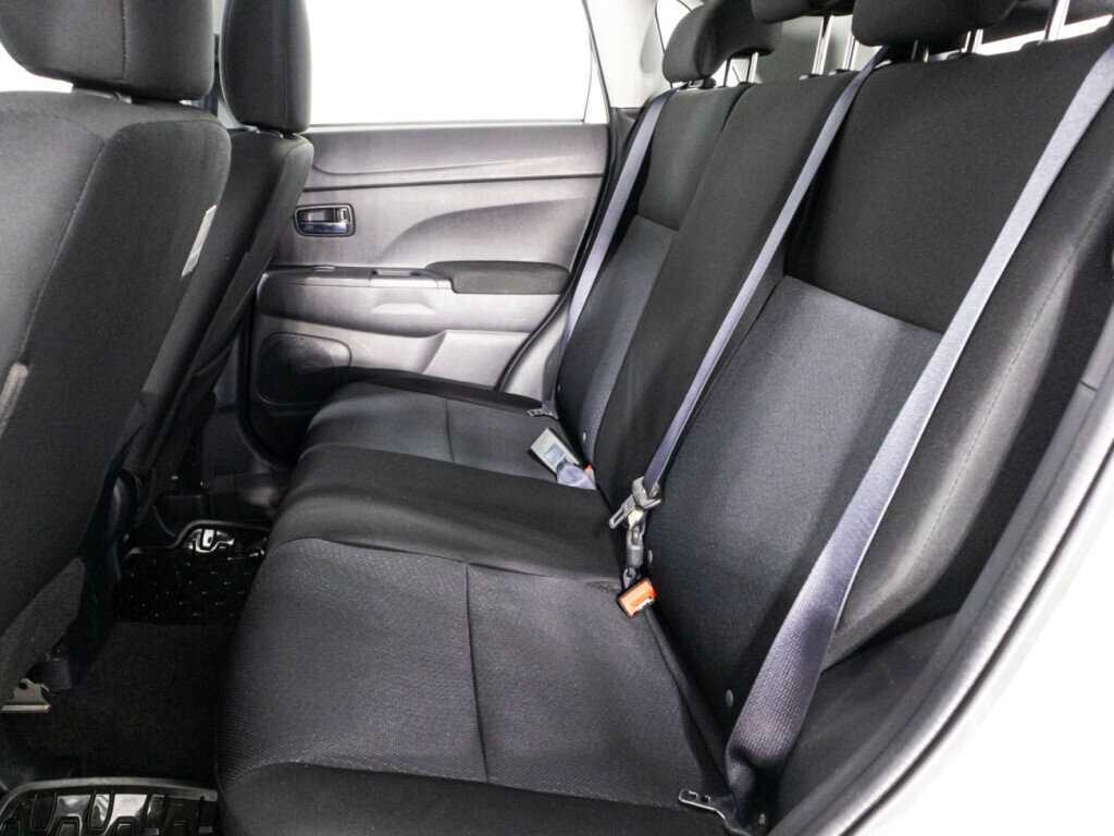 Mitsubishi ASX с пробегом — 2012 год. Фото: #9