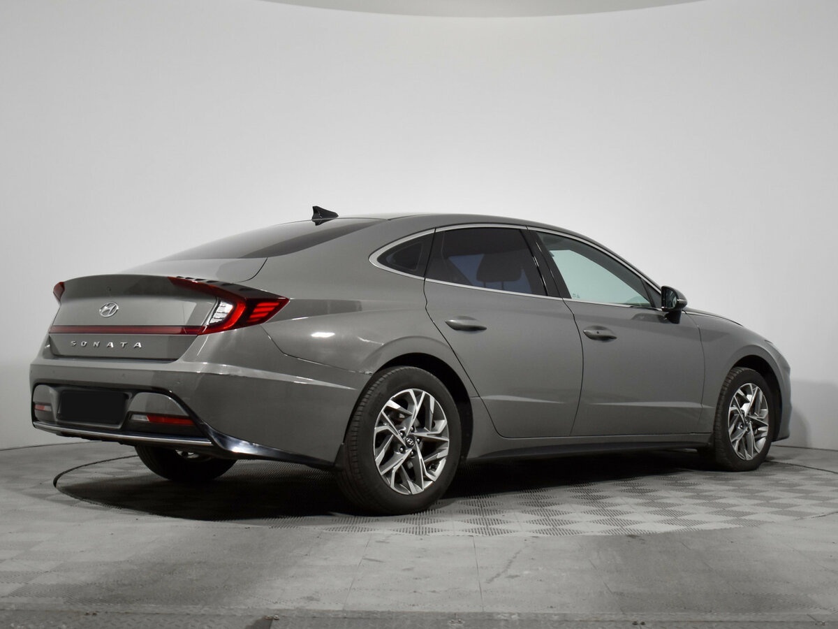 Hyundai Sonata с пробегом — 2020 год. Фото: #2