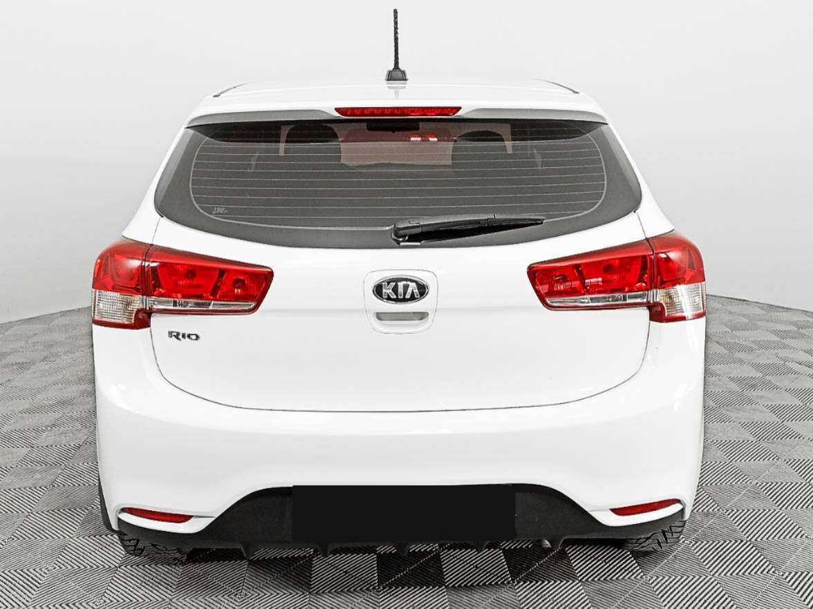 Kia Rio с пробегом — 2017 год. Фото: #5