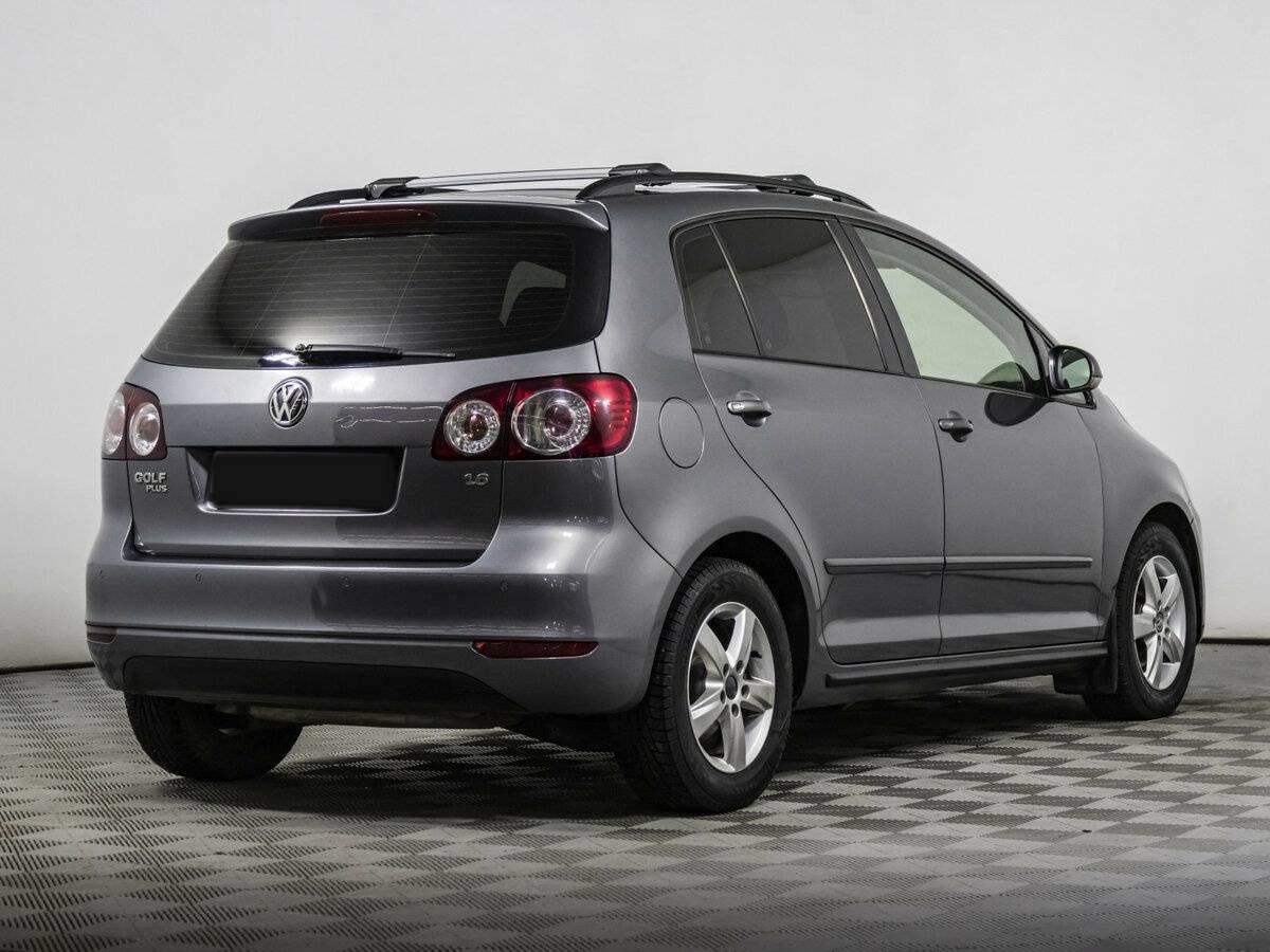 Volkswagen Golf Plus с пробегом — 2013 год. Фото: #3