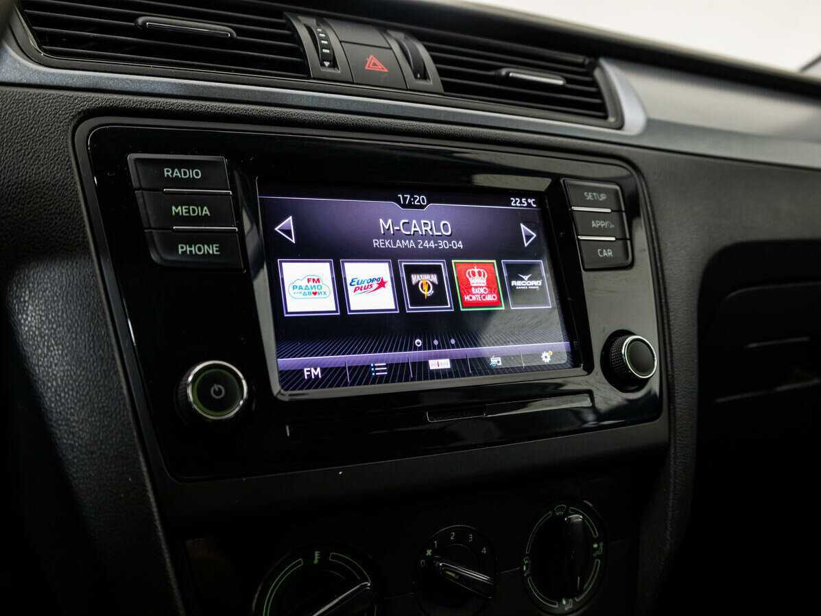 Skoda Rapid с пробегом — 2018 год. Фото: #13