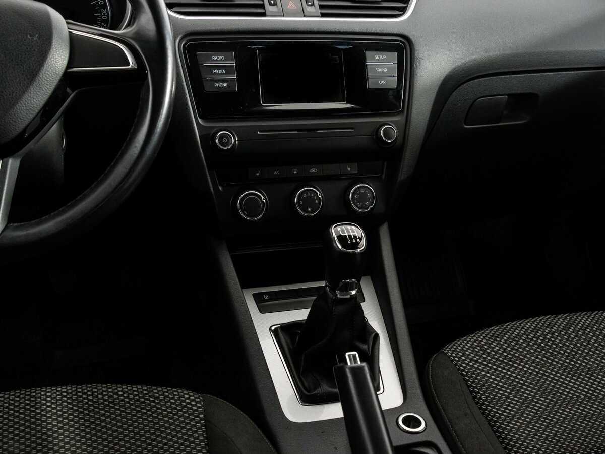 Skoda Octavia с пробегом — 2017 год. Фото: #10