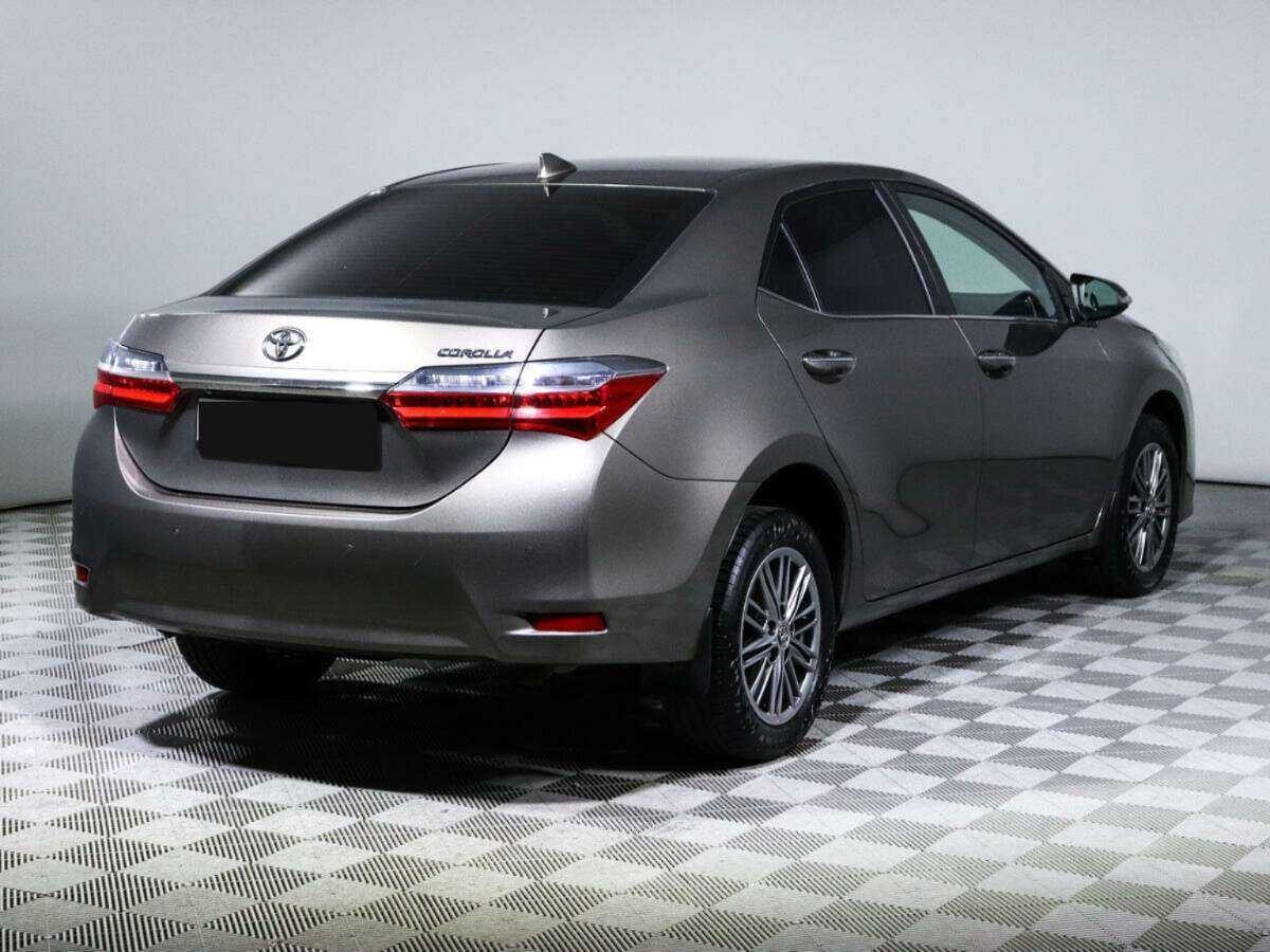 Toyota Corolla с пробегом — 2018 год. Фото: #3