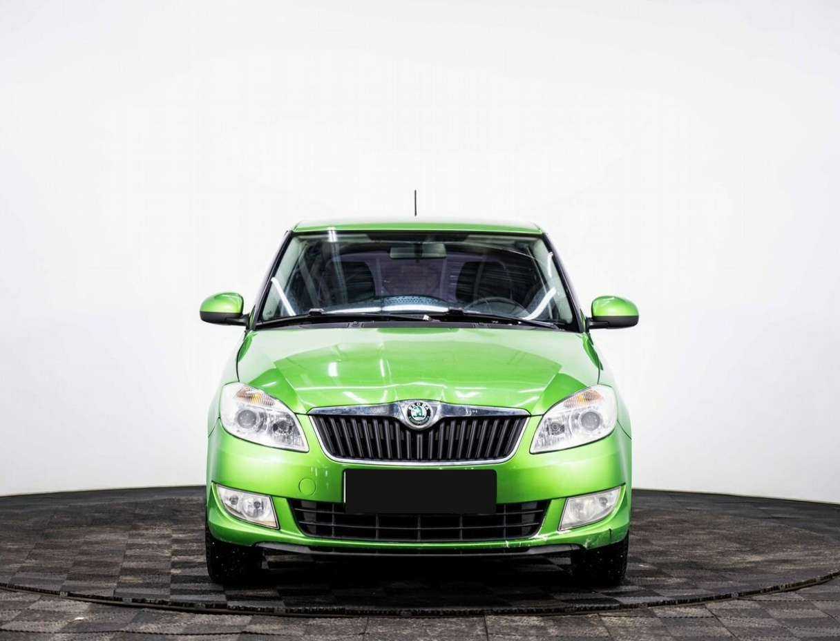 Skoda Fabia с пробегом — 2012 год. Фото: #1