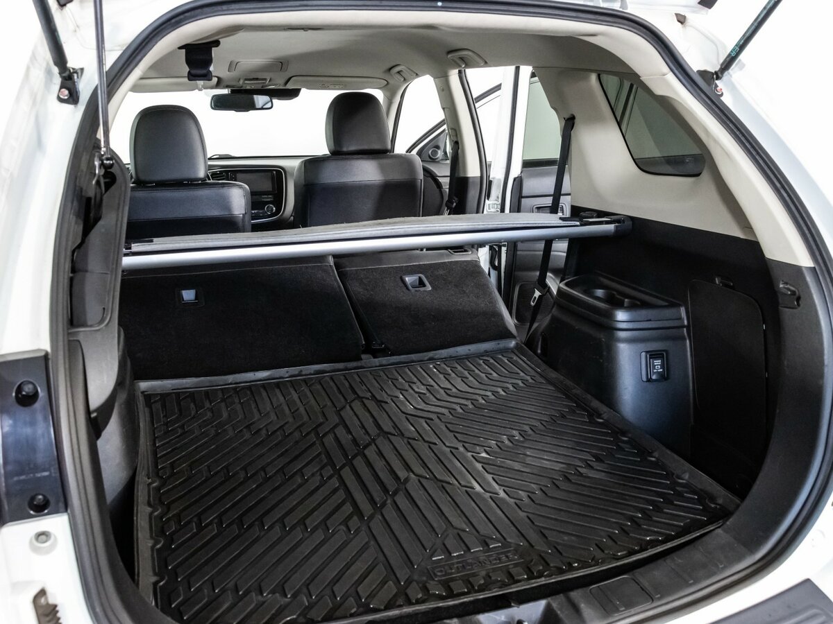 Mitsubishi Outlander с пробегом — 2017 год. Фото: #28