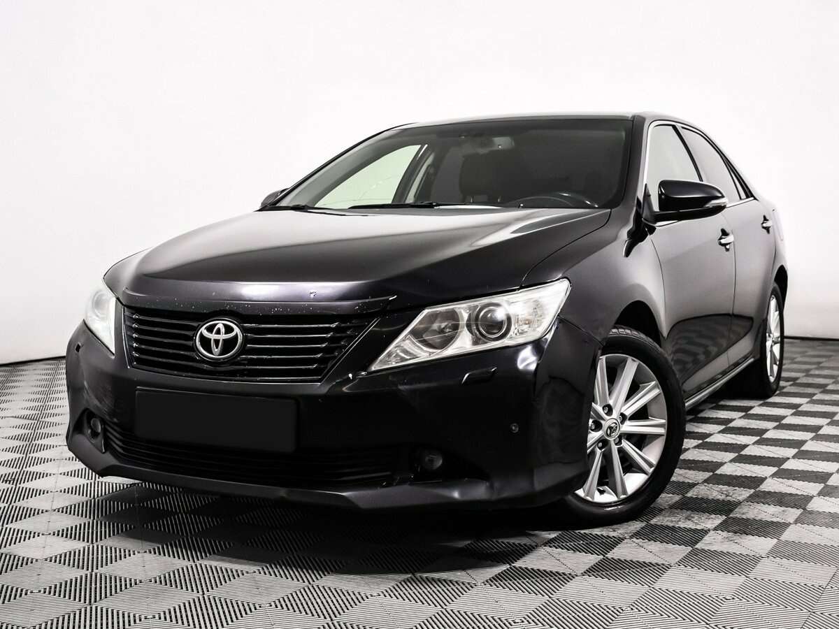 Toyota Camry с пробегом — 2012 год. Посмотреть фото