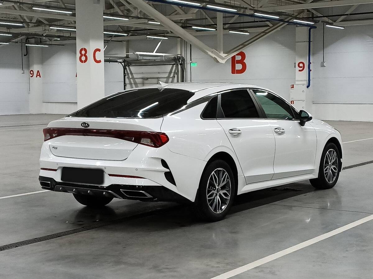 Kia K5 с пробегом — 2021 год. Фото: #4