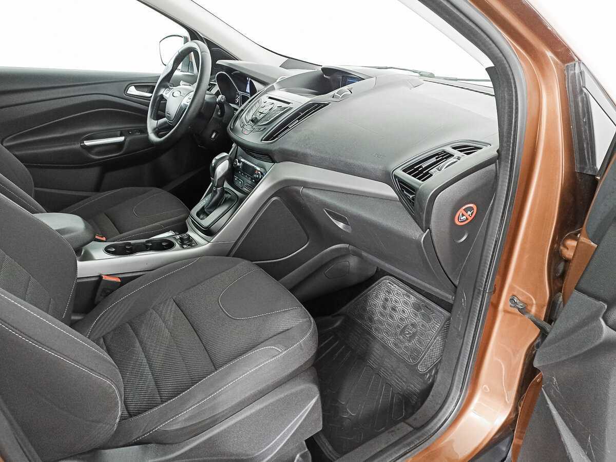 Ford Kuga с пробегом — 2013 год. Фото: #7