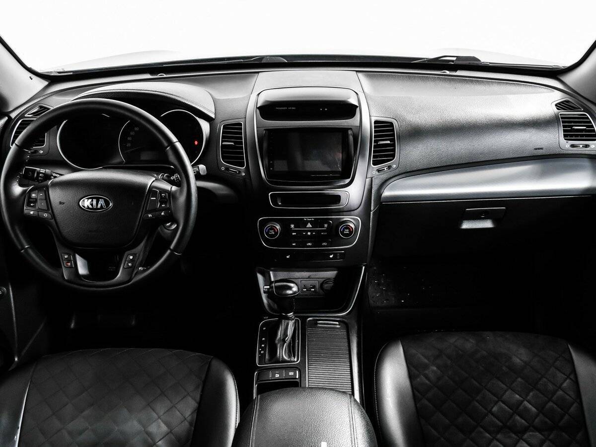 Kia Sorento с пробегом — 2013 год. Фото: #10
