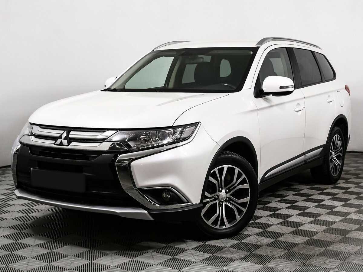 Mitsubishi Outlander с пробегом — 2017 год. Фото: #0