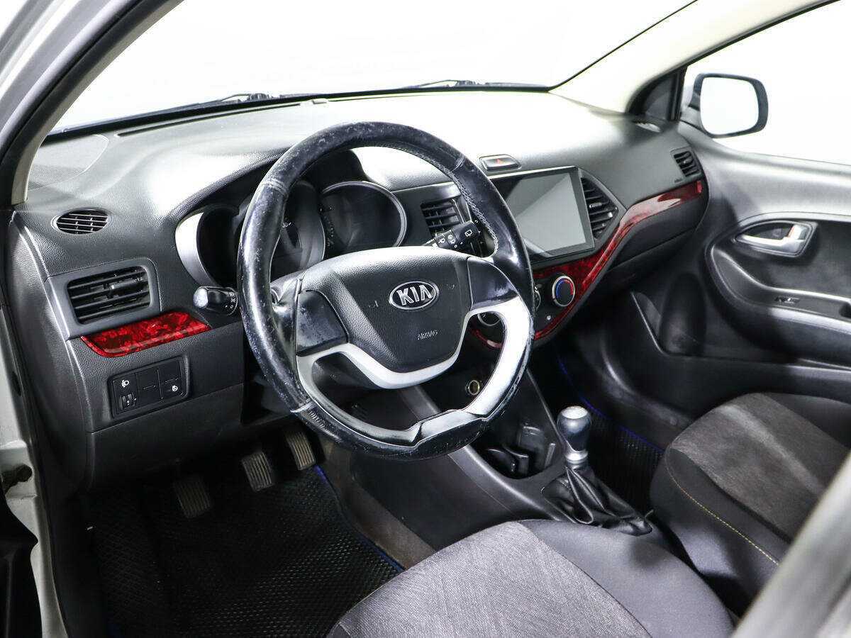 Kia Picanto с пробегом — 2014 год. Фото: #13