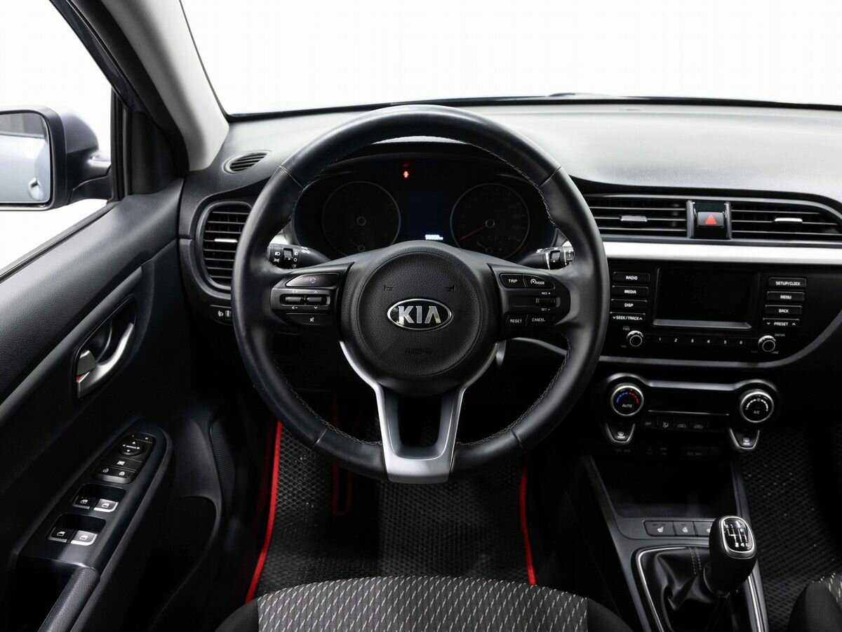 Kia Rio с пробегом — 2020 год. Фото: #13