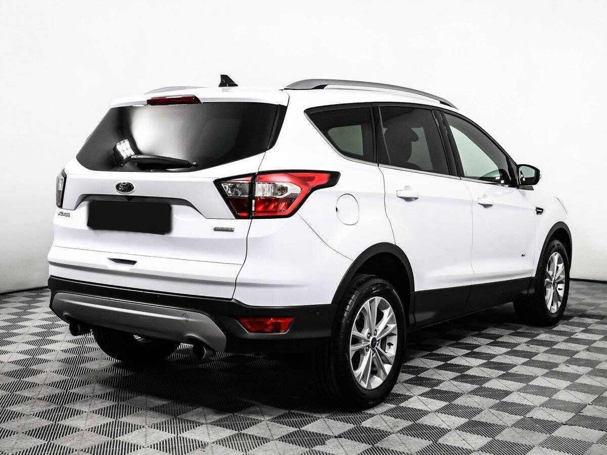 Ford Kuga с пробегом — 2017 год. Фото: #4