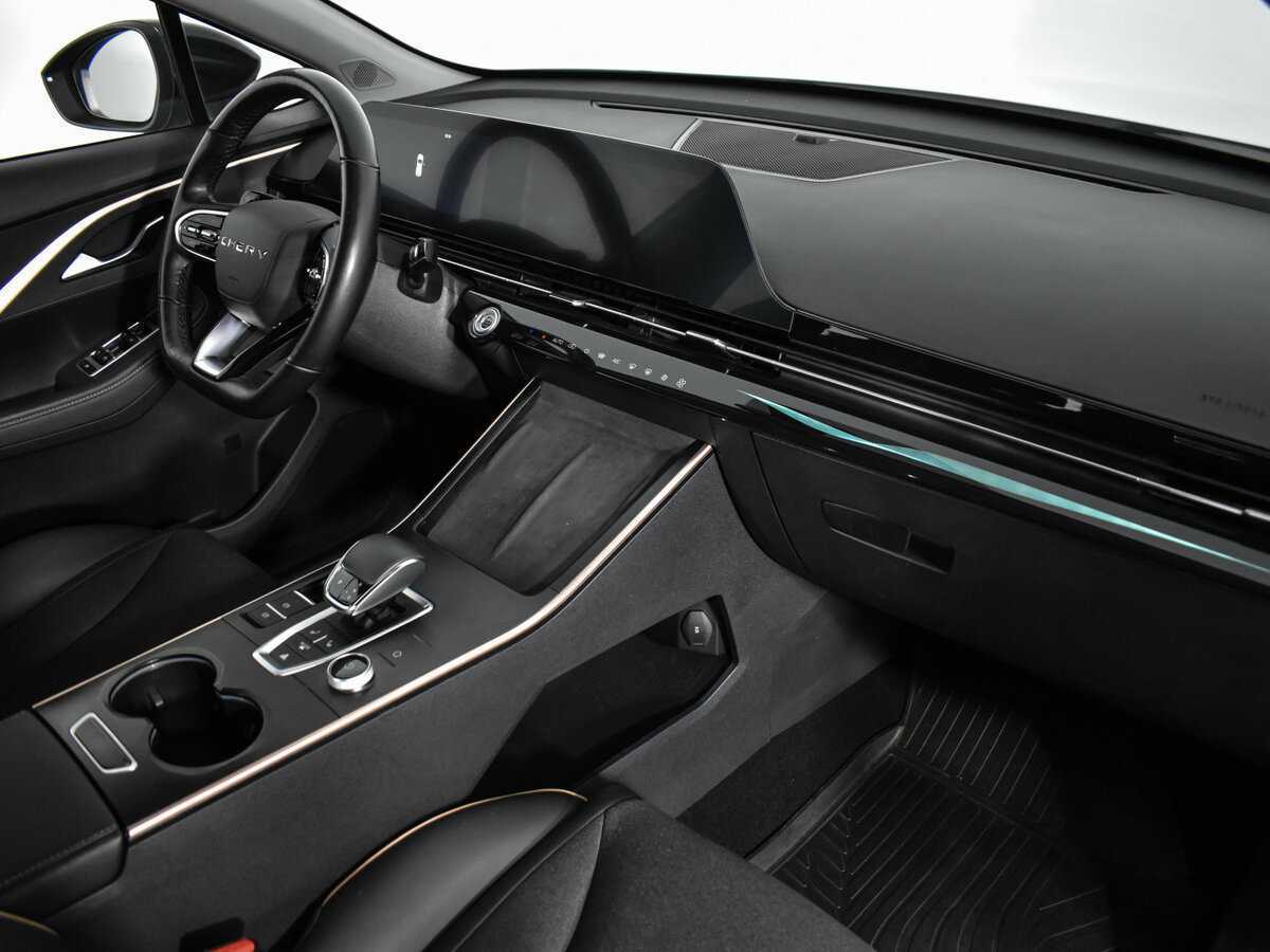 OMODA C5 с пробегом — 2022 год. Фото: #14