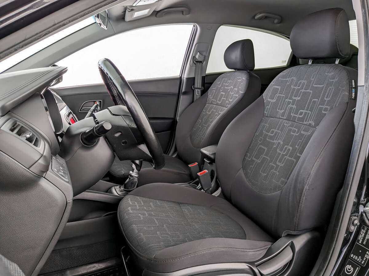 Kia Rio с пробегом — 2014 год. Фото: #15