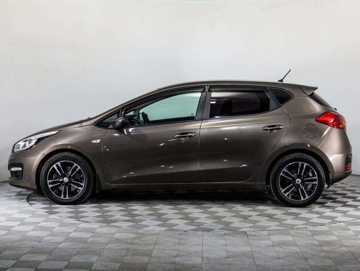 Kia Ceed с пробегом — 2015 год. Фото: #7