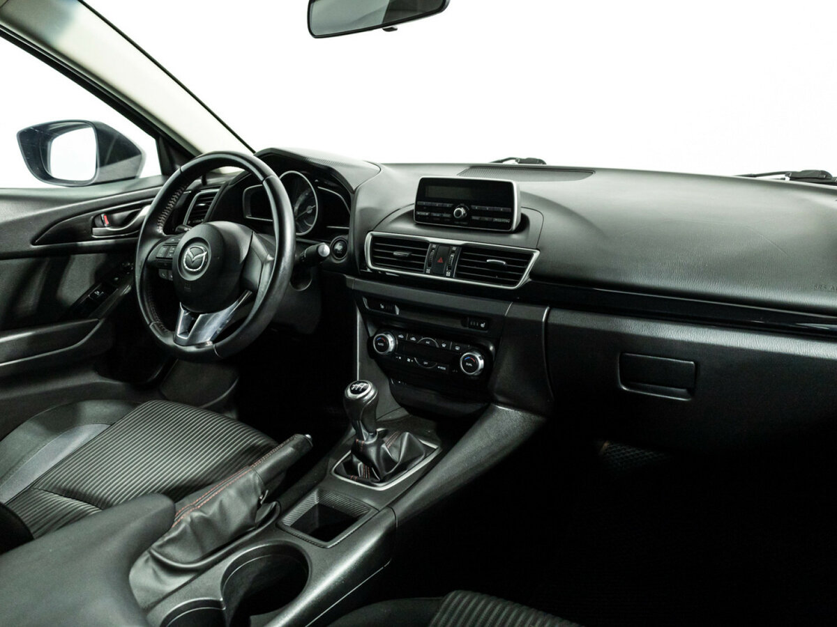 Mazda 3 с пробегом — 2014 год. Фото: #8