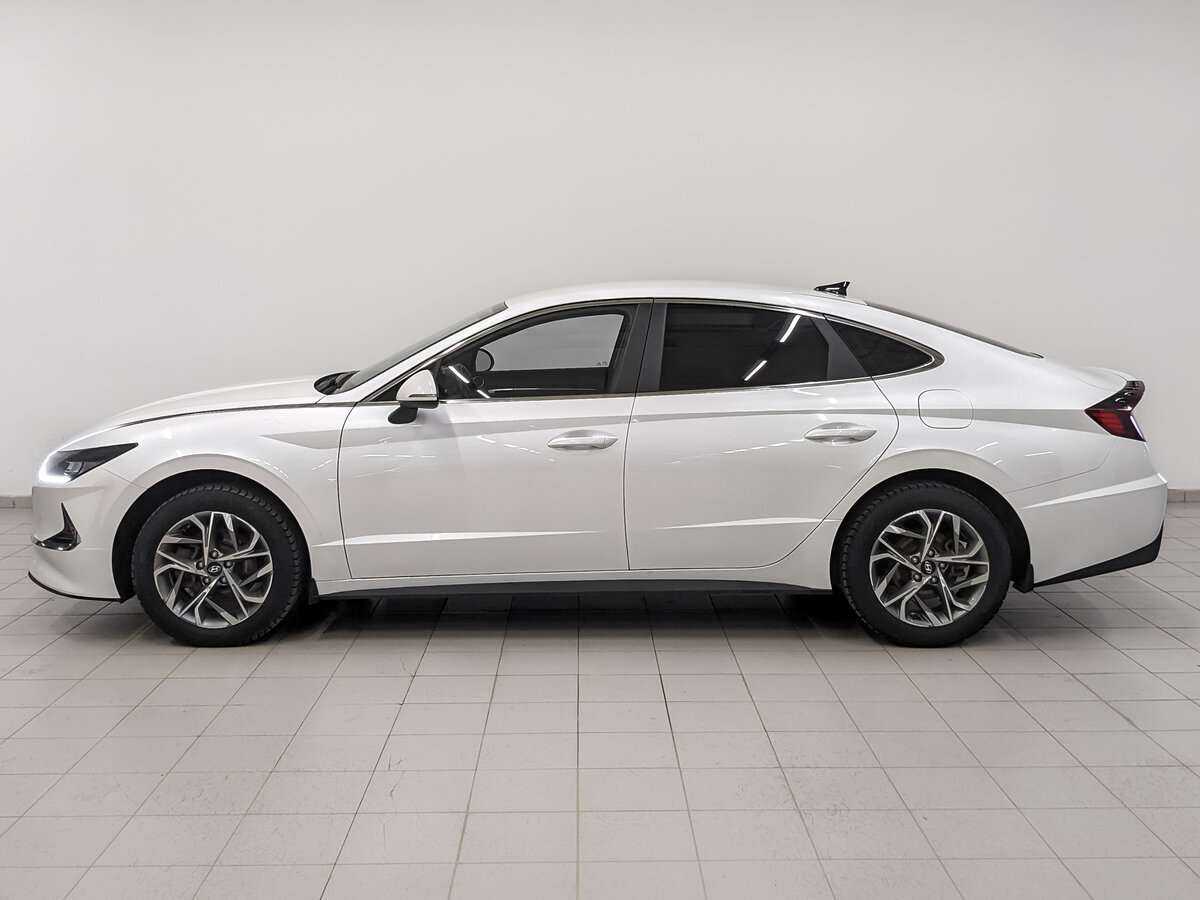 Hyundai Sonata с пробегом — 2020 год. Фото: #7