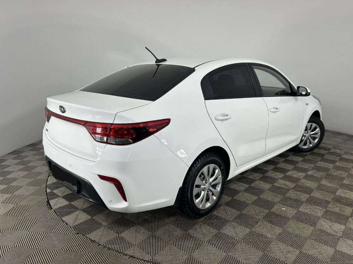 Kia Rio с пробегом — 2018 год. Фото: #5