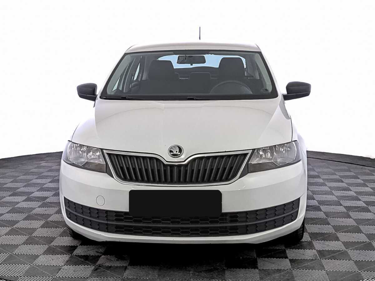 Skoda Rapid с пробегом — 2017 год. Фото: #1