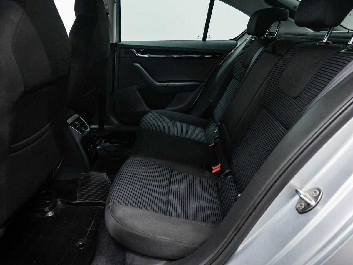 Skoda Octavia с пробегом — 2015 год. Фото: #8