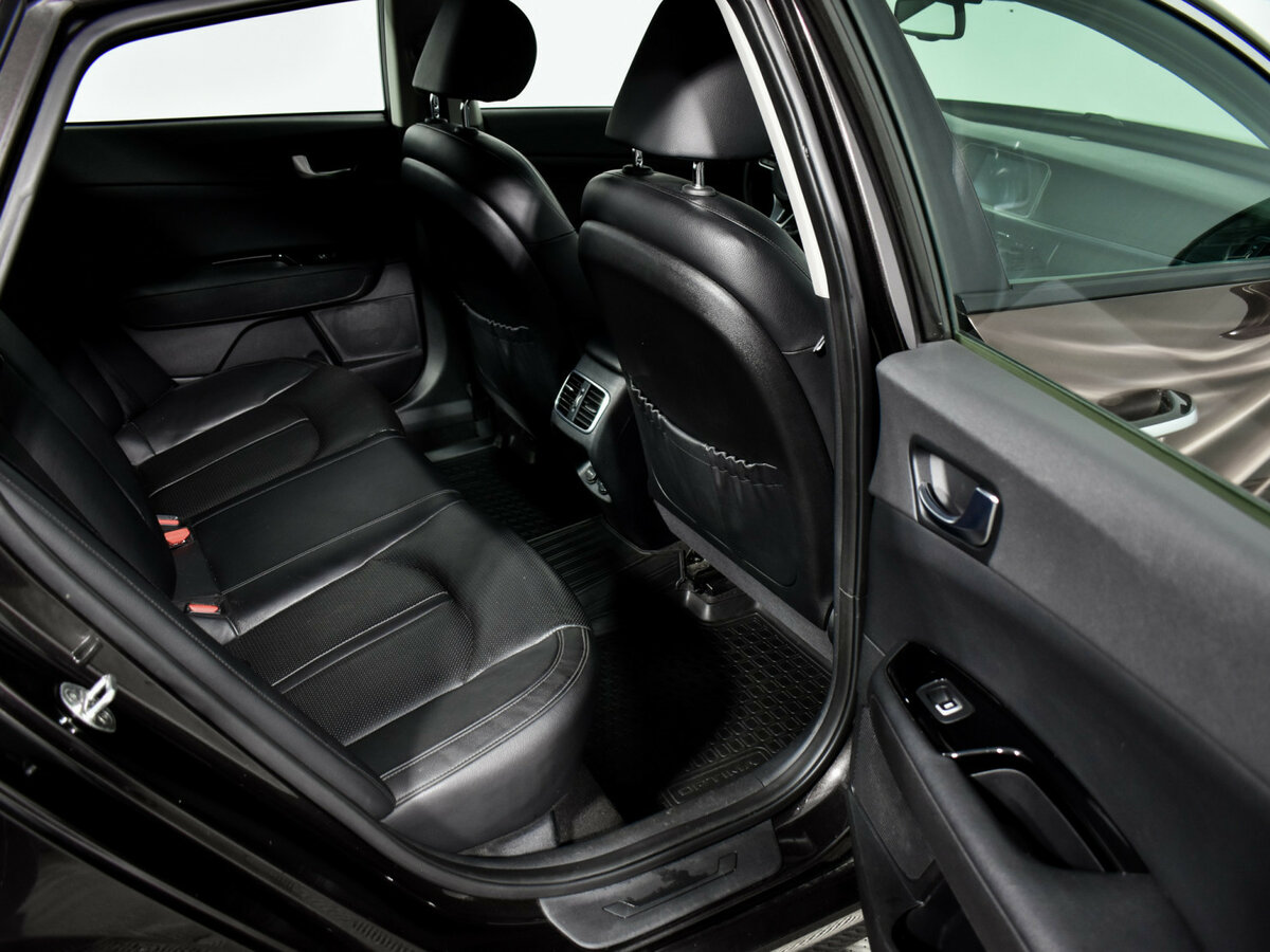 Kia Optima с пробегом — 2017 год. Фото: #9