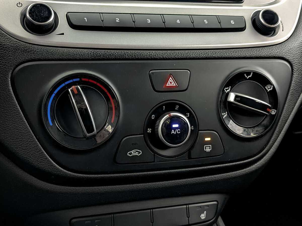 Hyundai Solaris с пробегом — 2022 год. Фото: #16