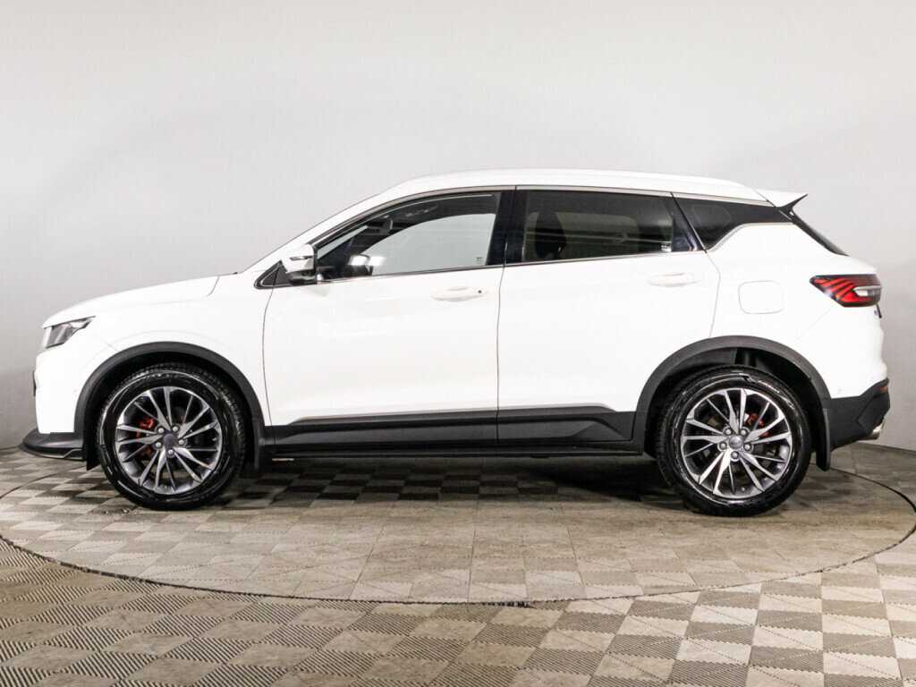 Geely Coolray с пробегом — 2023 год. Фото: #7