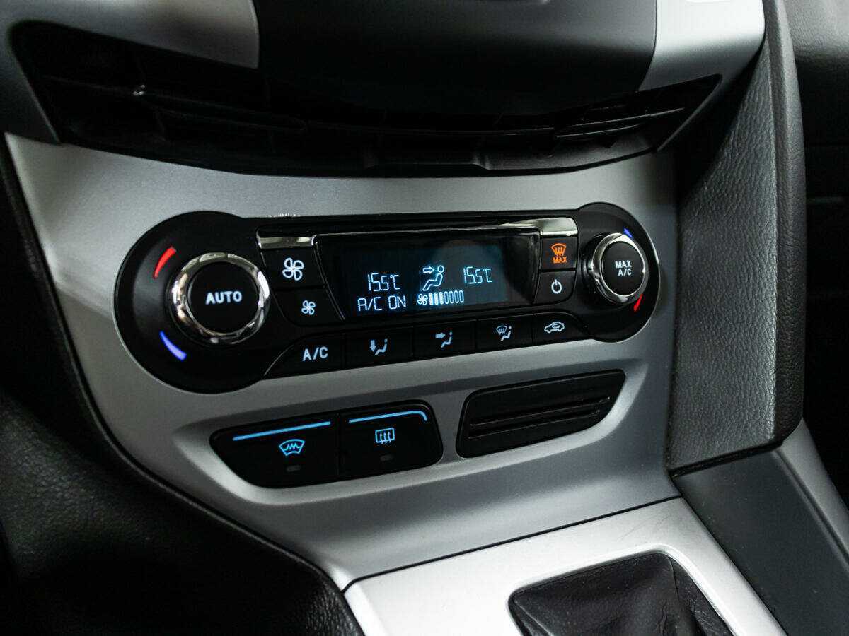 Ford Focus с пробегом — 2013 год. Фото: #14