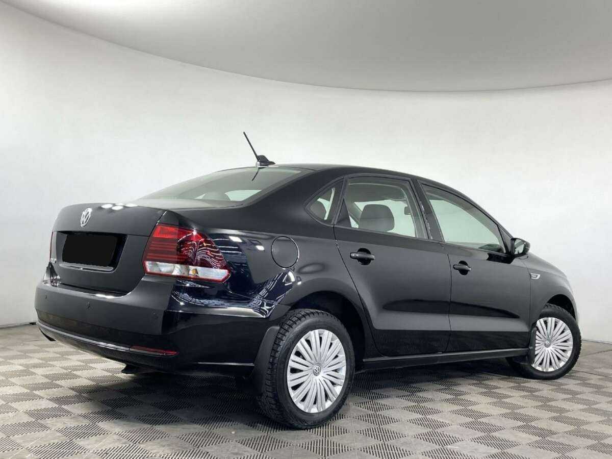 Volkswagen Polo с пробегом — 2019 год. Фото: #4